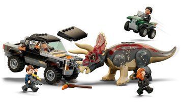Конструктор Jurassic World Напад трицератопса на пікап 76950 фото