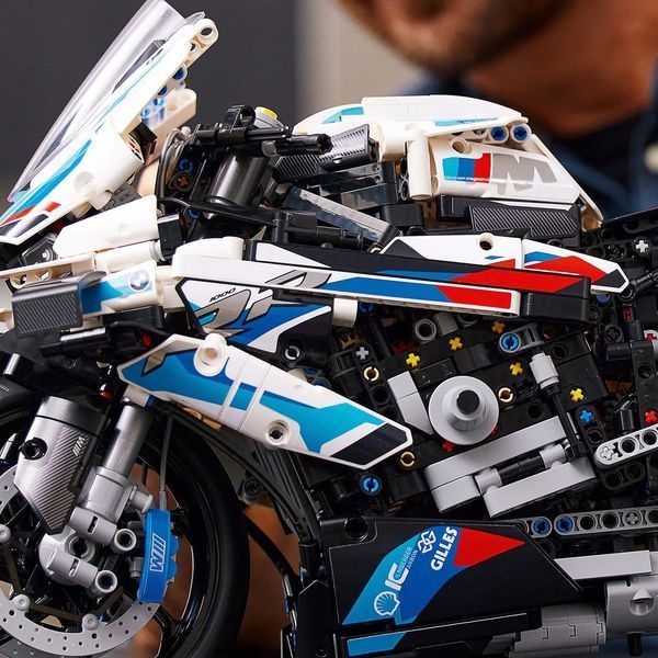 Конструктор BMW M 1000 RR гоночний мотоцикл 1920 деталей 42130 фото